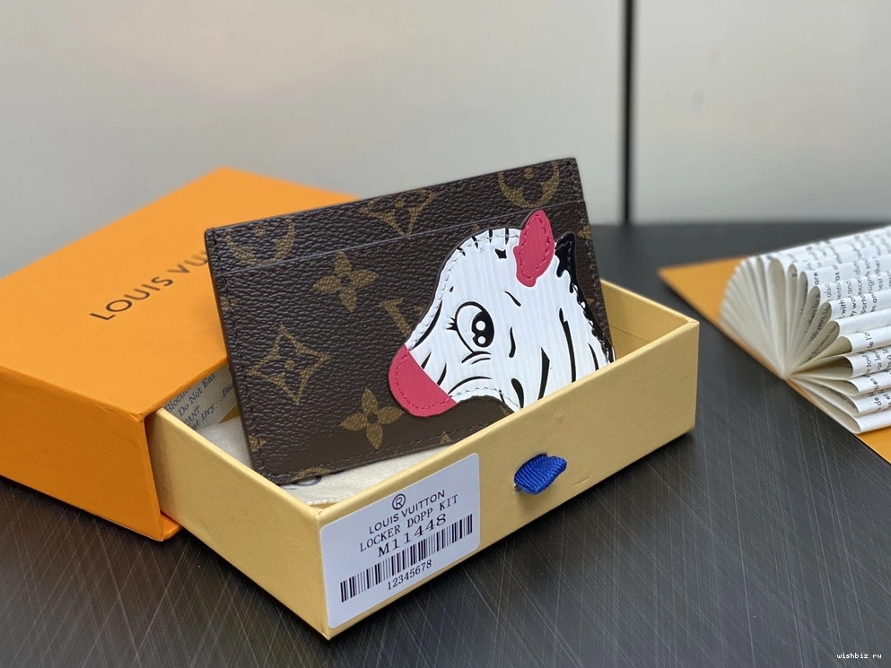 WIS HOLDER-11*7*0.5cm CARD VUITTON LOUIS 0209